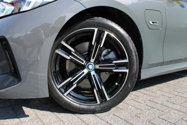 BMW 3-Serie (2023) thumbnail 6