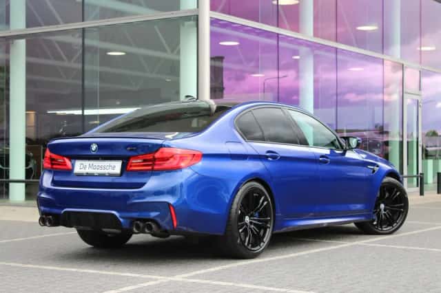 BMW M5 (2019) thumbnail 3