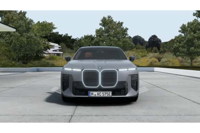 BMW i7 (2026) thumbnail 3
