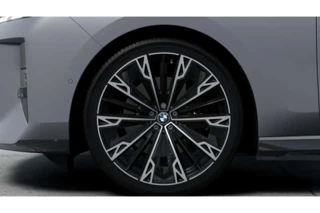 BMW i7 (2026) thumbnail 6
