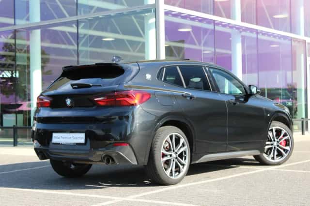 BMW X2 (2021) thumbnail 2