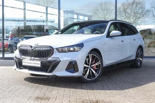 BMW 5-Serie (2025) thumbnail 1