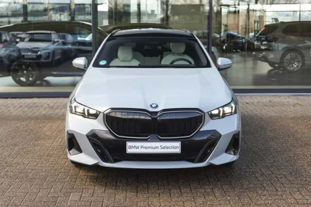 BMW 5-Serie (2025) thumbnail 5