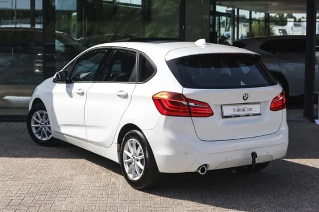 BMW 2-Serie Active Tourer (2018) thumbnail 2