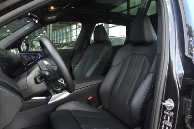 BMW X3 (2026) thumbnail 3