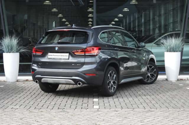 BMW X1 (2021) thumbnail 4