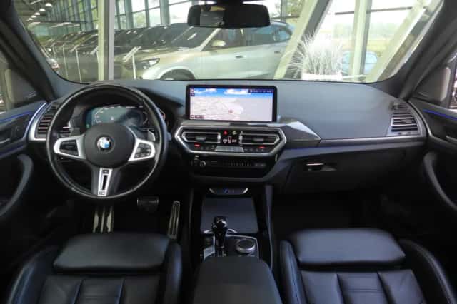 BMW X3 (2021) thumbnail 3