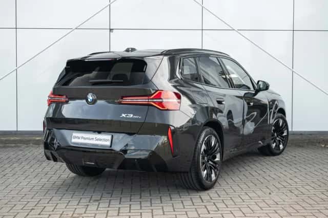 BMW X3 (2026) thumbnail 2