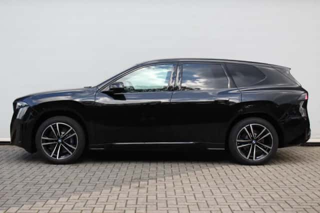 BMW iX3 (2026) thumbnail 4