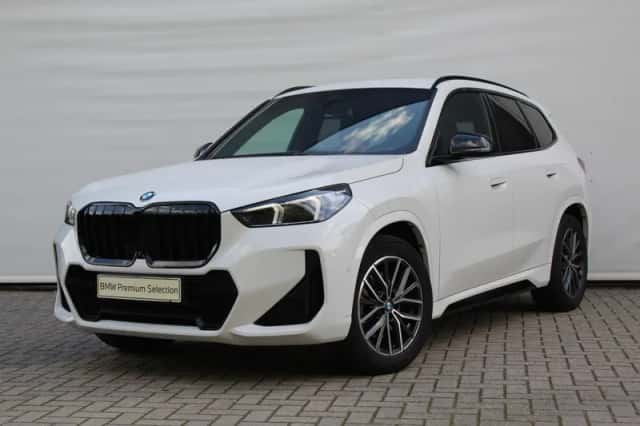 BMW X1 (2024) thumbnail 1