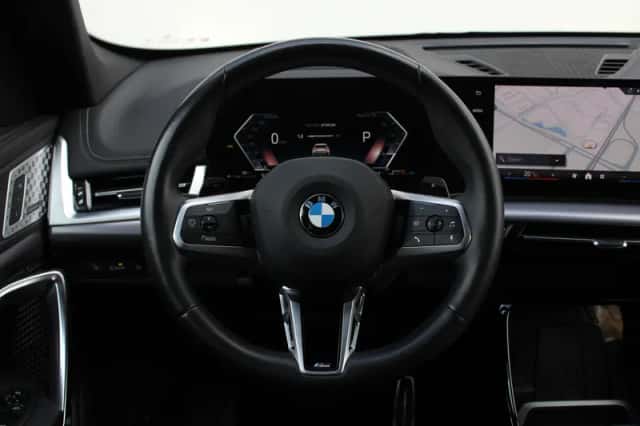 BMW X1 (2024) thumbnail 4