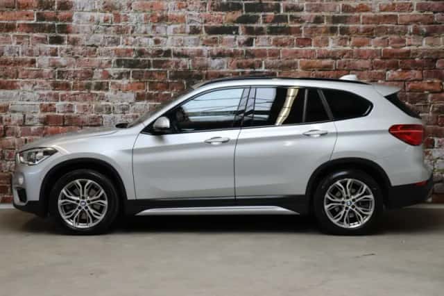 BMW X1 (2017) thumbnail 3