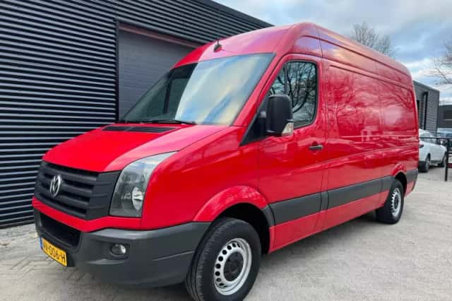 Volkswagen Crafter (2015) thumbnail 1