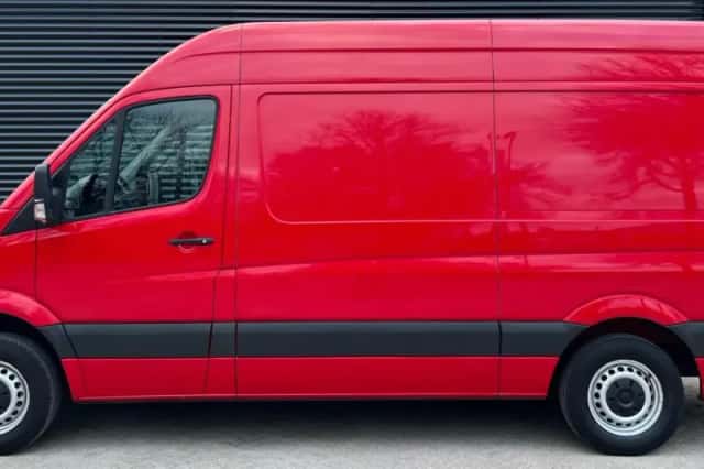 Volkswagen Crafter (2015) thumbnail 3