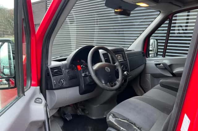 Volkswagen Crafter (2015) thumbnail 6