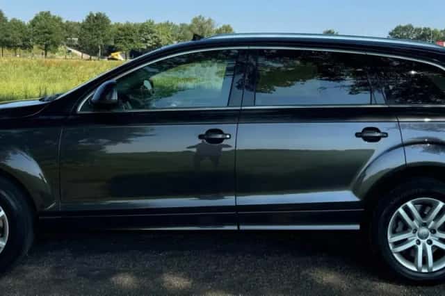 Audi Q7 (2006) thumbnail 5
