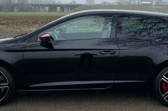 SEAT Leon (2016) thumbnail 5