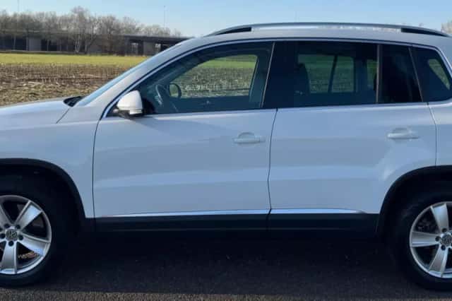 Volkswagen Tiguan (2013) thumbnail 4