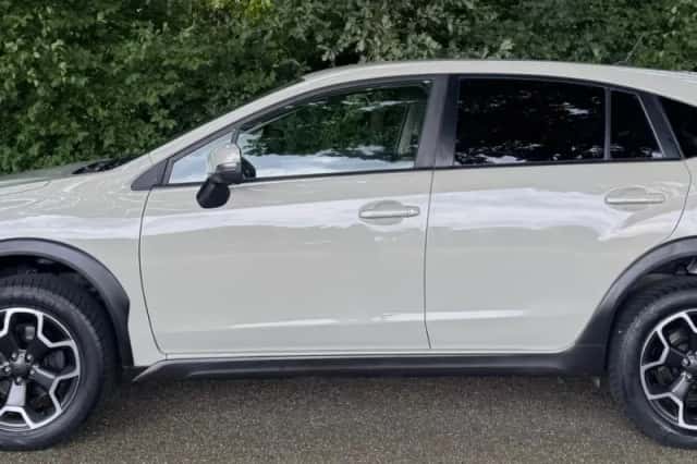 Subaru XV (2013) thumbnail 4
