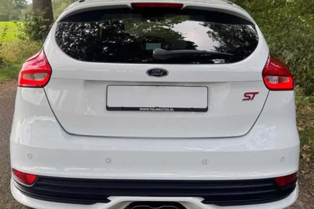 Ford Focus (2017) thumbnail 6