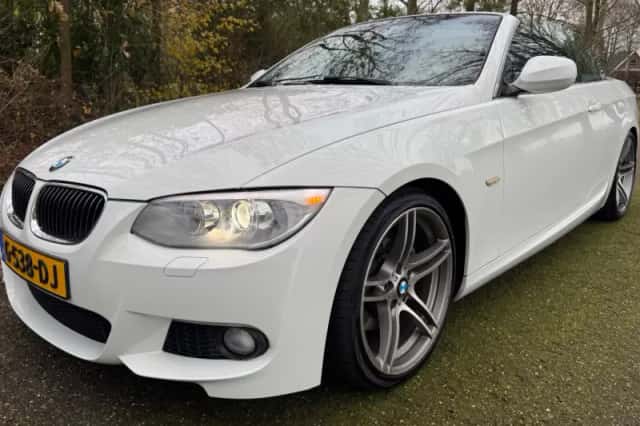 BMW 3-Serie (2011) thumbnail 2