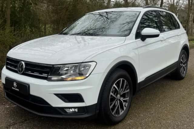 Volkswagen Tiguan (2018) thumbnail 1