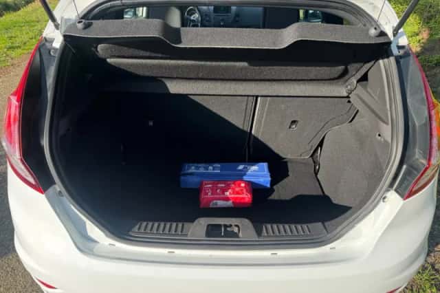 Ford Fiesta (2014) thumbnail 5