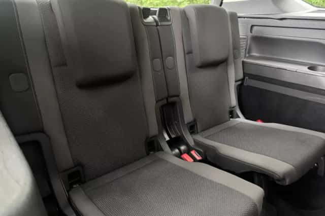 Volkswagen Touran (2018) thumbnail 4