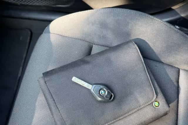 BMW X3 (2006) thumbnail 2