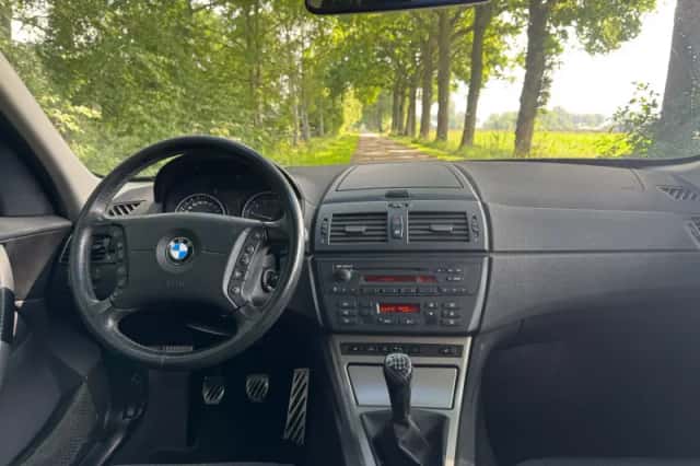 BMW X3 (2006) thumbnail 3
