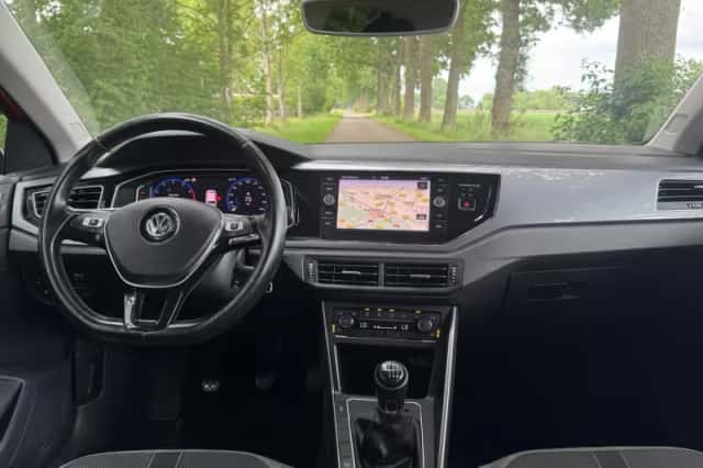 Volkswagen Polo (2020) thumbnail 2