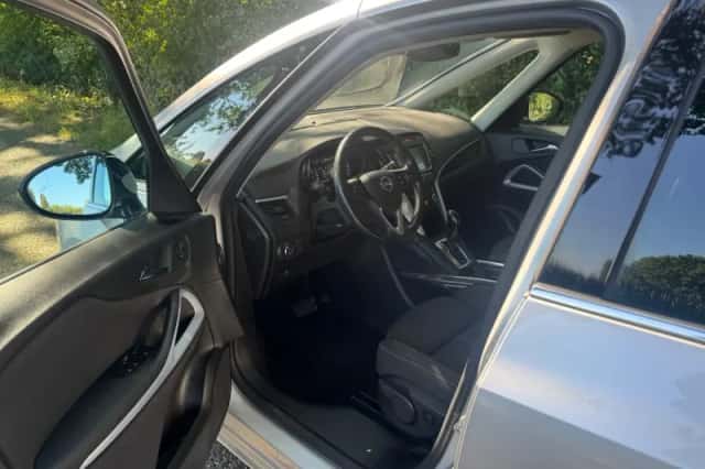 Opel Zafira (2019) thumbnail 5