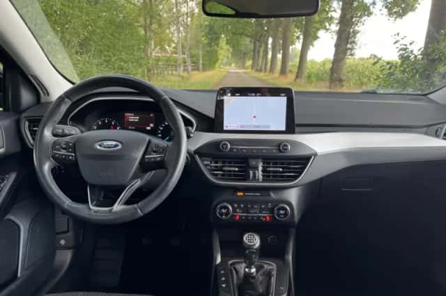 Ford Focus (2018) thumbnail 5