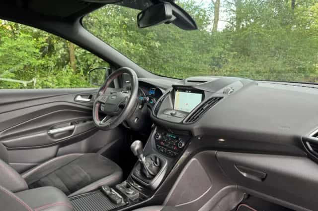 Ford Kuga (2018) thumbnail 5
