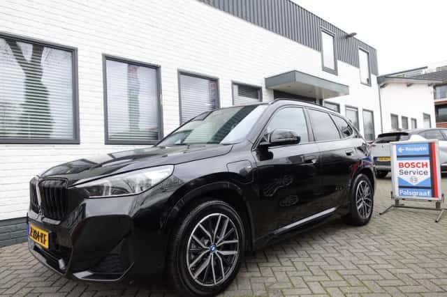 BMW X1 (2023) thumbnail 1