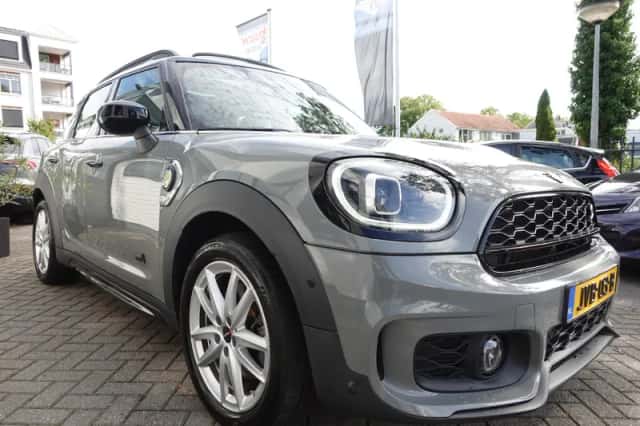 MINI Countryman (2022) thumbnail 2