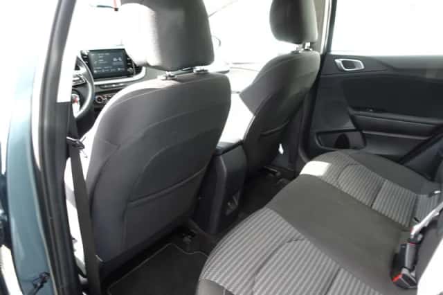 Kia XCeed (2023) thumbnail 6