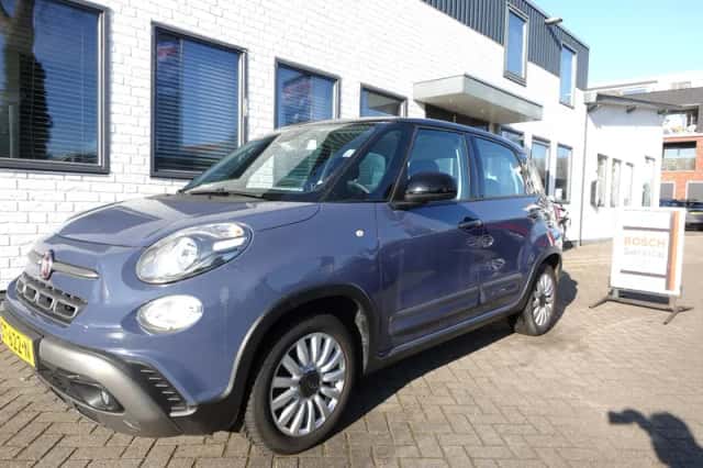 Fiat 500L (2018) thumbnail 1