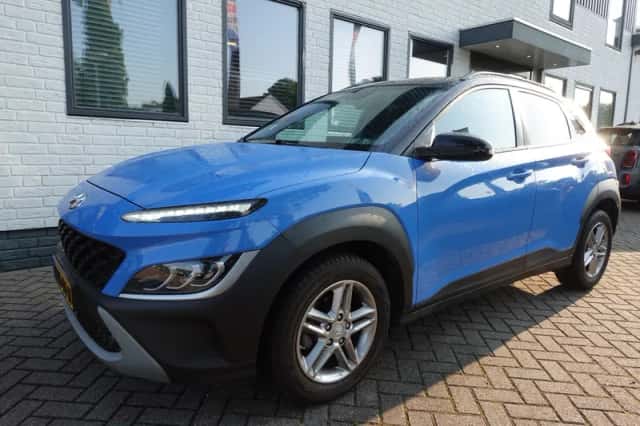 Hyundai Kona (2021) thumbnail 1