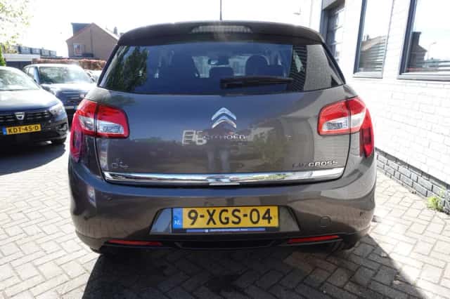 Citroën C4 Aircross (2014) thumbnail 4