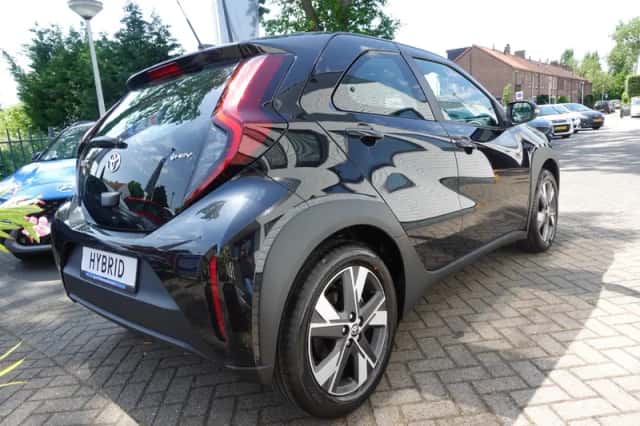 Toyota Aygo X (2026) thumbnail 2