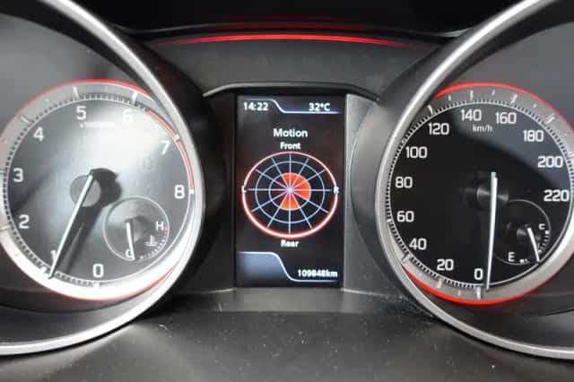 Suzuki Swift (2022) thumbnail 3