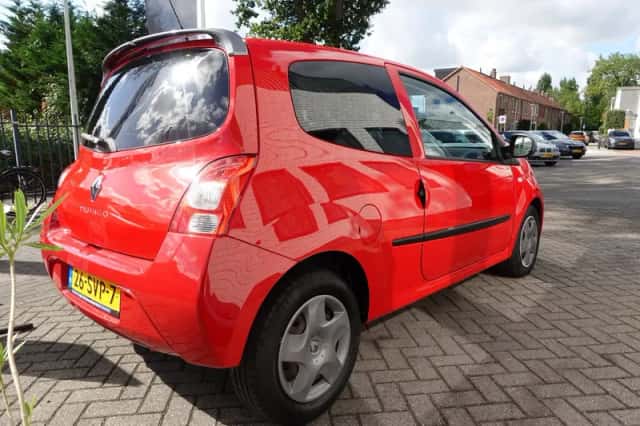 Renault Twingo (2011) thumbnail 2