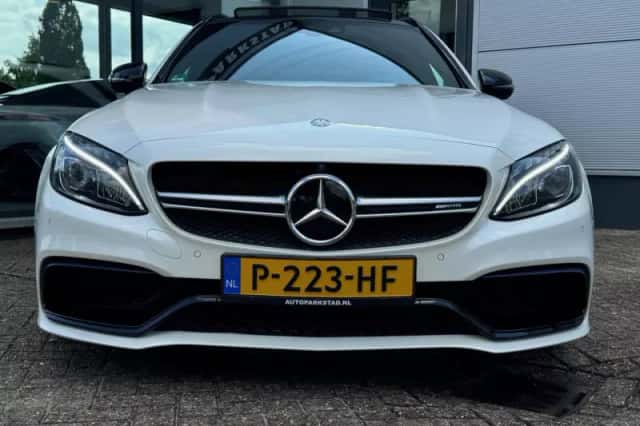Mercedes-Benz C-Klasse (2017) thumbnail 4