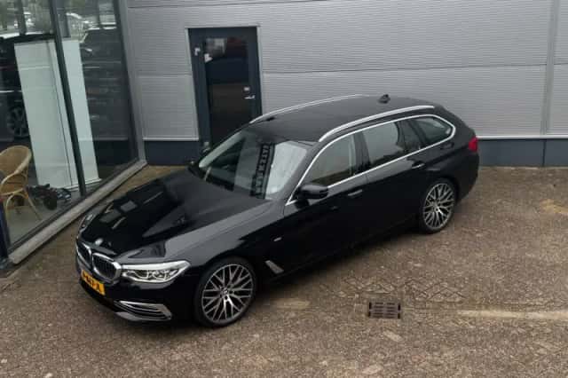 BMW 5-Serie (2017) thumbnail 3