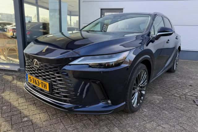 Lexus RX (2023) thumbnail 1