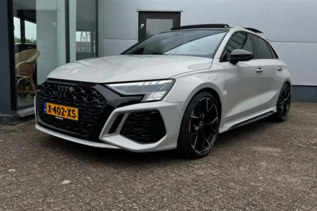 Audi RS 3 Sportback (2023) thumbnail 2