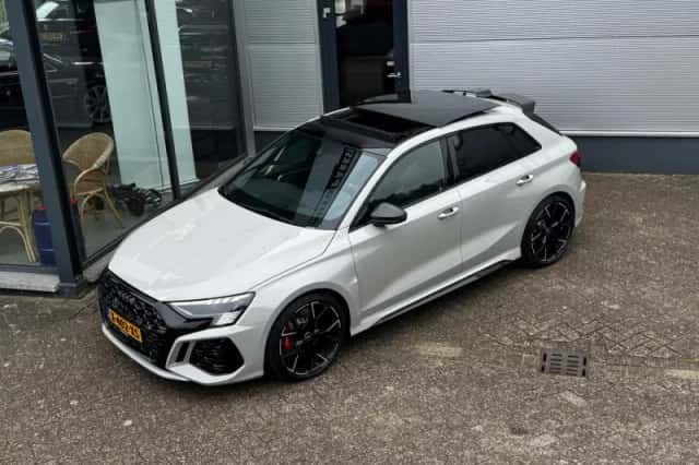 Audi RS 3 Sportback (2023) thumbnail 6