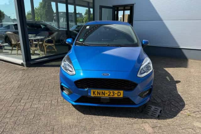 Ford Fiesta (2020) thumbnail 2