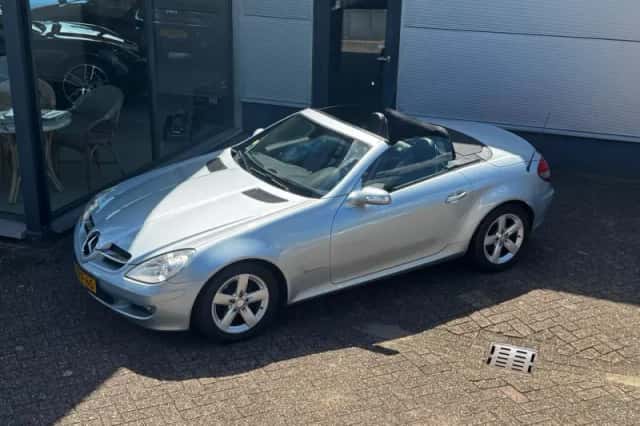 Mercedes-Benz SLK-Klasse (2004) thumbnail 3